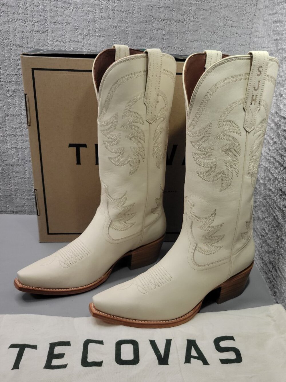 Tecovas the Annie Women's Size US 9.5B Bone Cowhide Cowgirl Boots